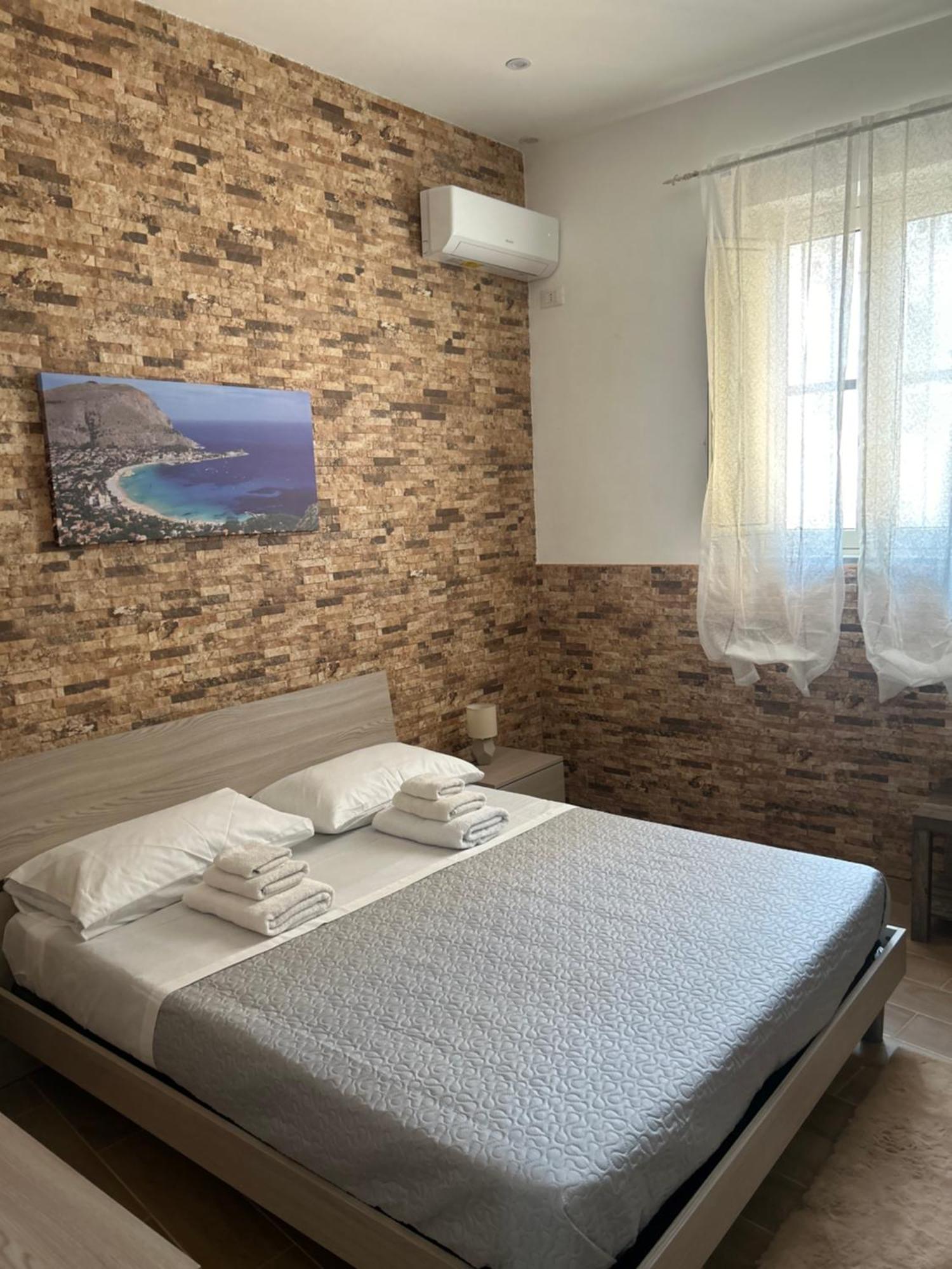 Home Love Palermo Bagian luar foto