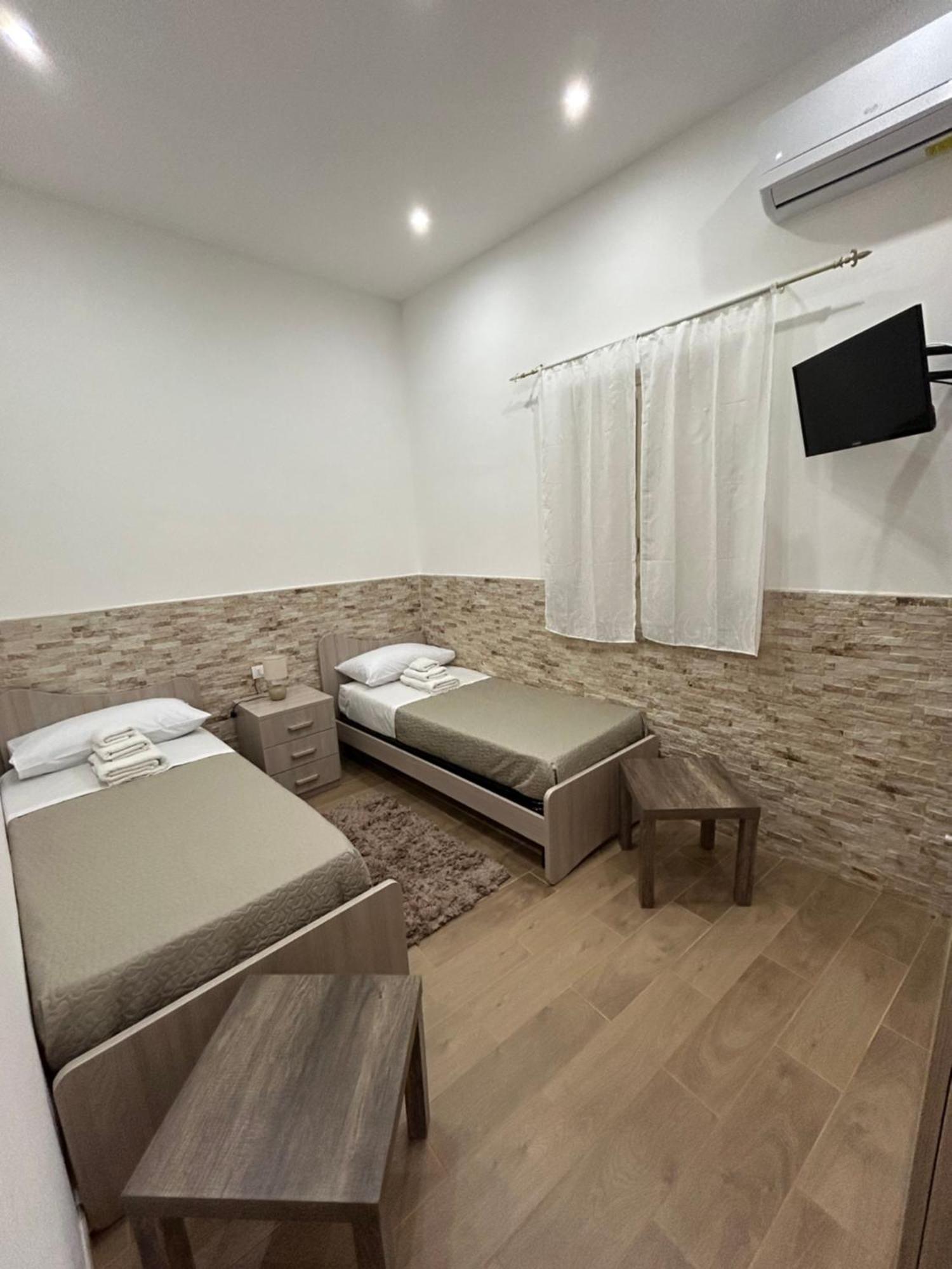 Home Love Palermo Bagian luar foto